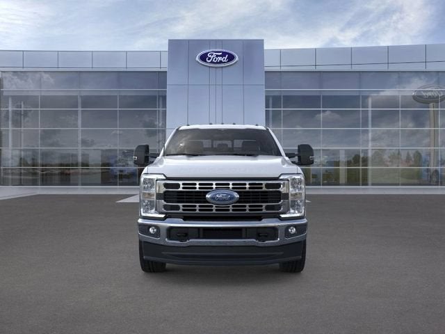 2026 Ford Super Duty F-350 SRW XL 4WD SuperCab 168 WB 60 CA