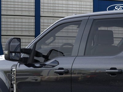 2026 Ford Super Duty F-450 DRW LARIAT 4WD Crew Cab 203 WB 84 CA
