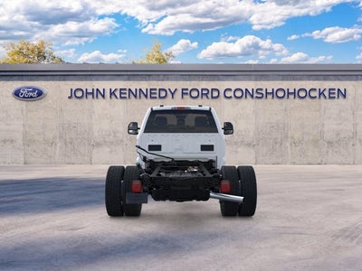 2026 Ford Super Duty F-550 DRW XL 4WD Reg Cab 169 WB 84 CA