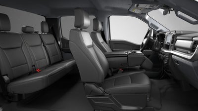 2026 Ford Super Duty F-550 DRW XLT 4WD Crew Cab 203 WB 84 CA