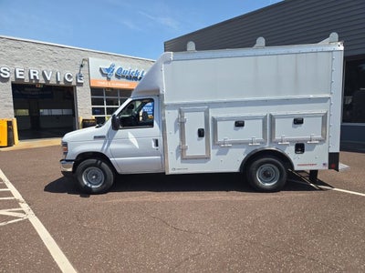 2026 Ford E-Series Cutaway E-350 SRW 138 WB