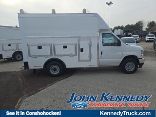 2026 Ford E-Series Cutaway E-350 SRW 138 WB