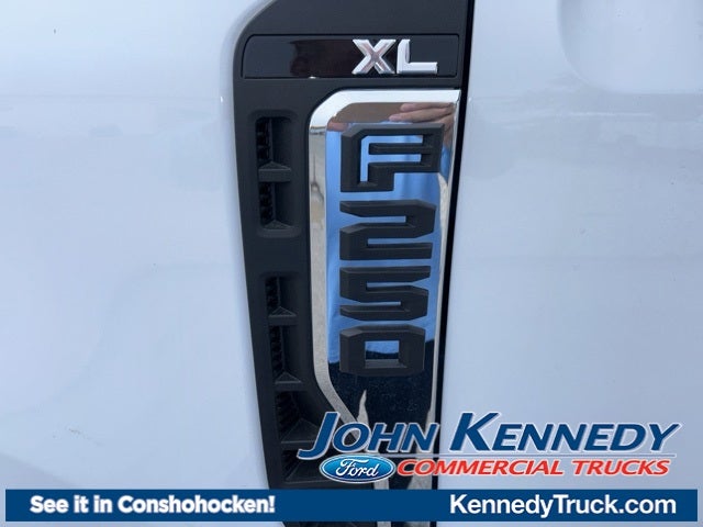 2026 Ford Super Duty F-250 SRW XL 4WD Reg Cab 8' Box