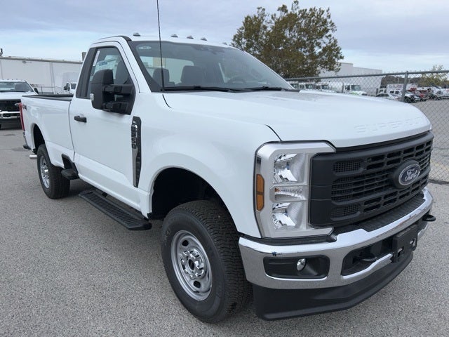 2026 Ford Super Duty F-250 SRW XL 4WD Reg Cab 8' Box