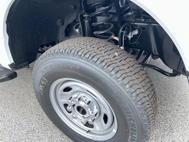 2026 Ford Super Duty F-250 SRW XL 4WD Reg Cab 8' Box