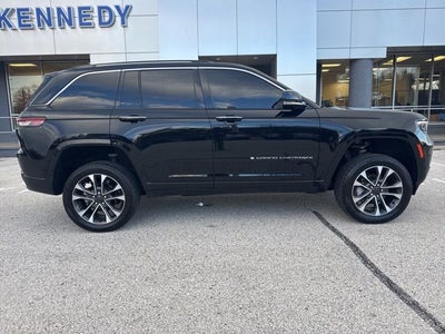 2022 Jeep Grand Cherokee Overland