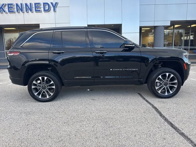 2022 Jeep Grand Cherokee Overland