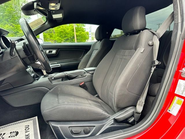 2021 Ford Mustang EcoBoost