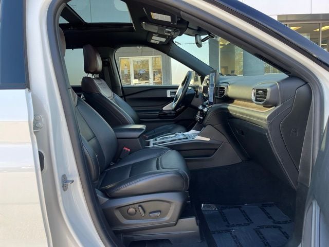 2022 Ford Explorer Platinum