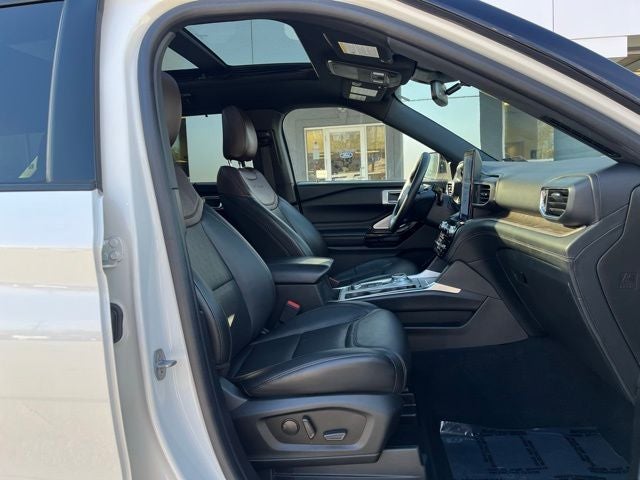 2022 Ford Explorer Platinum