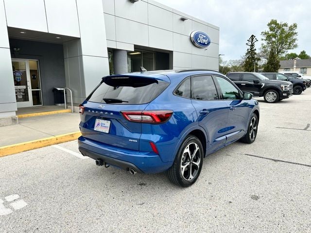 2023 Ford Escape ST-Line Select