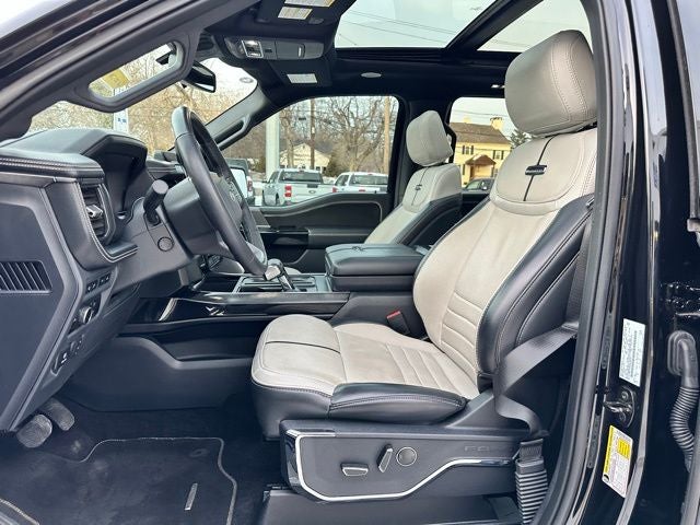 2023 Ford F-150 Lightning Platinum