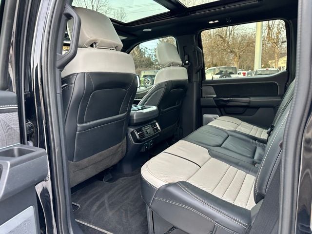 2023 Ford F-150 Lightning Platinum