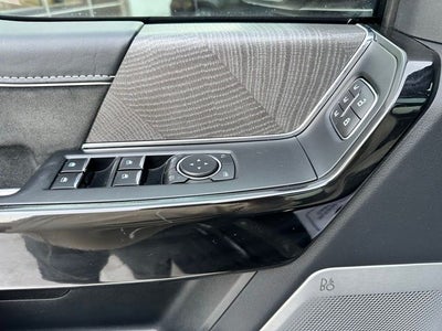 2023 Ford F-150 Lightning Platinum