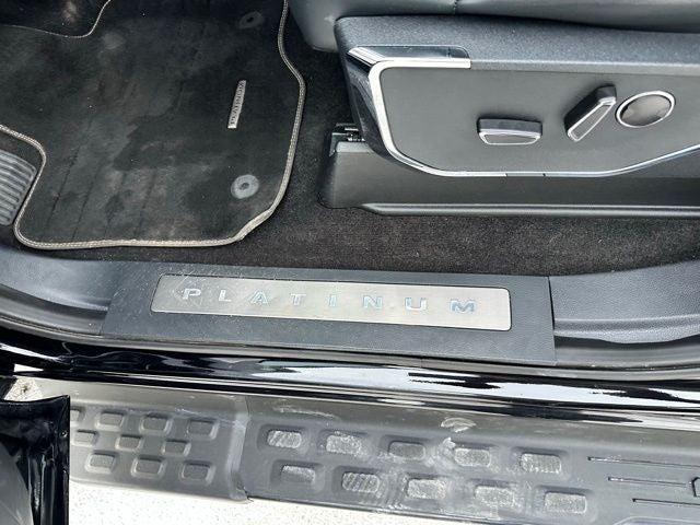 2023 Ford F-150 Lightning Platinum