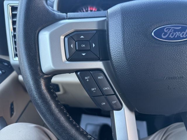 2017 Ford Super Duty F-250 SRW Lariat