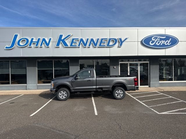 2026 Ford Super Duty F-350 SRW XLT