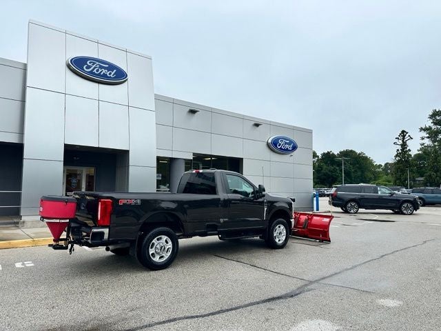 2025 Ford Super Duty F-350 SRW XLT