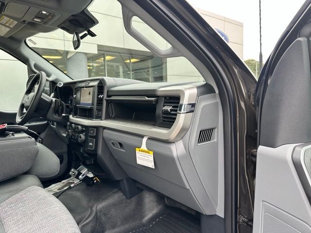 2025 Ford Super Duty F-350 SRW XLT