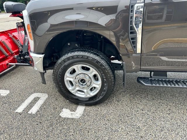 2025 Ford Super Duty F-350 SRW XLT