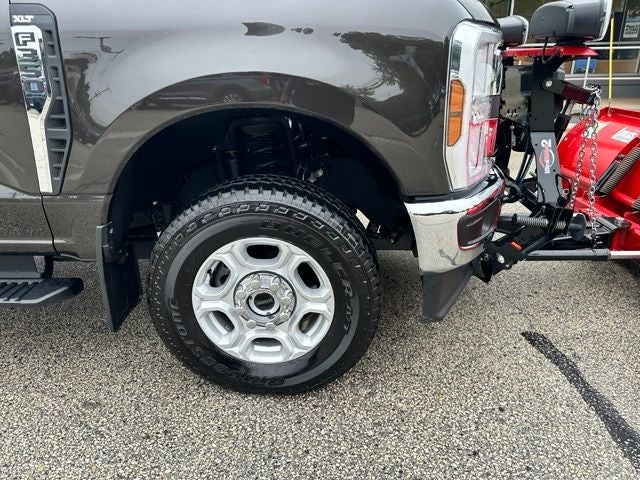 2025 Ford Super Duty F-350 SRW XLT