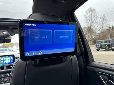 2023 Chevrolet Suburban RST