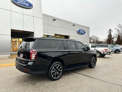 2023 Chevrolet Suburban RST