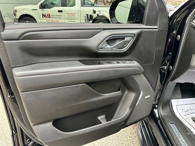 2023 Chevrolet Suburban RST