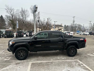 2022 Toyota Tacoma 4WD SR