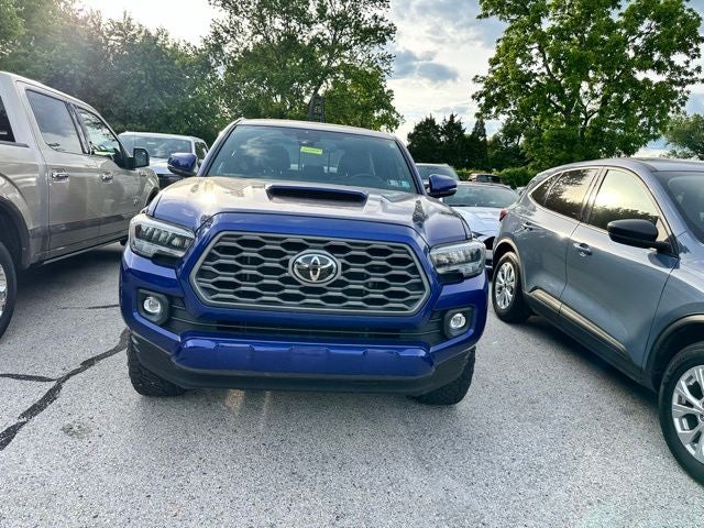 2022 Toyota Tacoma 4WD SR