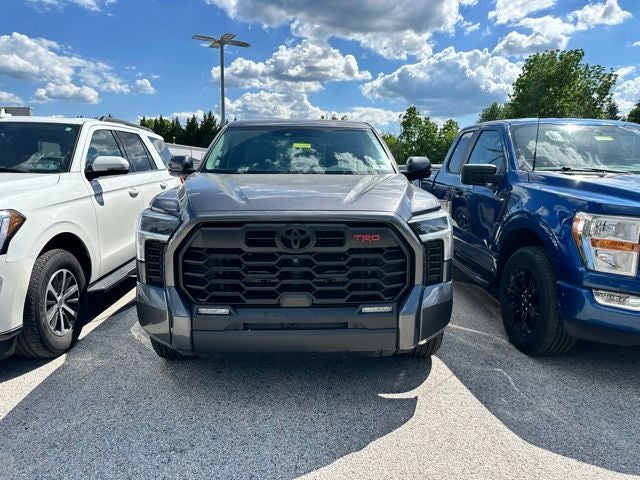 2024 Toyota Tundra 4WD SR5