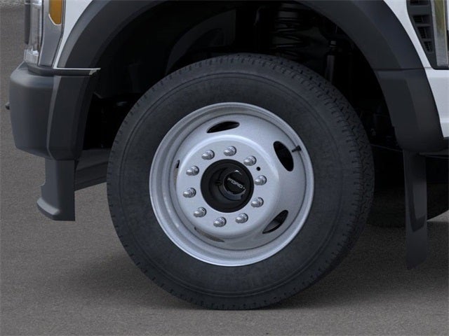 2026 Ford Super Duty F-550 DRW XL 4WD SuperCab 192 WB 84 CA