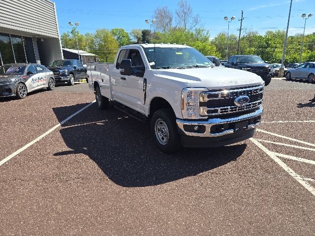 2026 Ford Super Duty F-350 SRW XL 4WD SuperCab 168 WB 60 CA