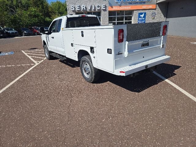 2026 Ford Super Duty F-350 SRW XL 4WD SuperCab 168 WB 60 CA