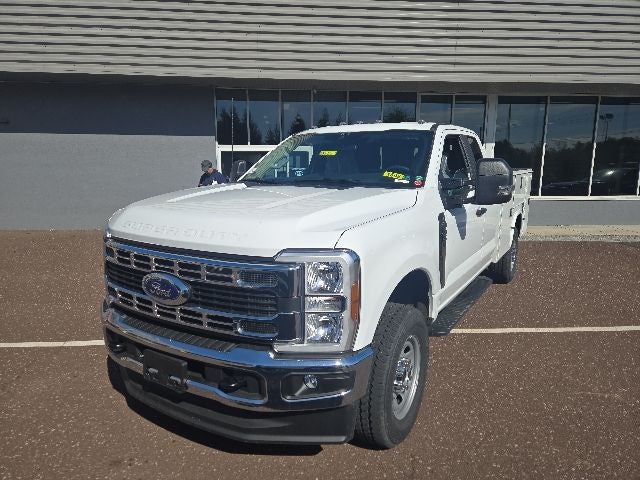 2026 Ford Super Duty F-350 SRW XL 4WD SuperCab 168 WB 60 CA
