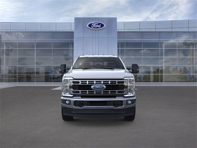 2026 Ford Super Duty F-350 SRW XL 4WD SuperCab 168 WB 60 CA