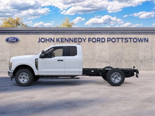 2026 Ford Super Duty F-350 SRW XL 4WD SuperCab 168 WB 60 CA