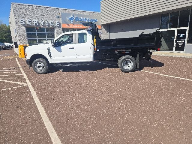 2026 Ford Super Duty F-350 DRW XL 4WD SuperCab 168 WB 60 CA