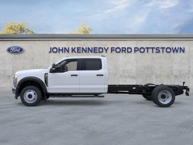 2026 Ford Super Duty F-450 DRW XL 4WD Crew Cab 203 WB 84 CA