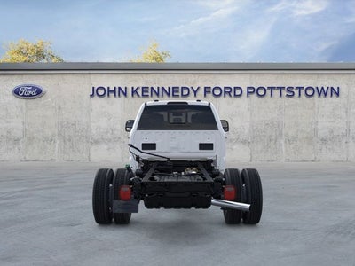 2026 Ford Super Duty F-450 DRW XL 4WD Crew Cab 203 WB 84 CA