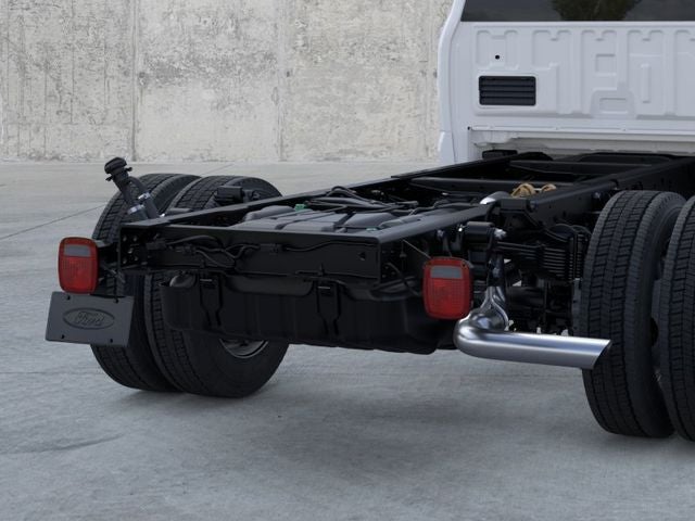 2026 Ford Super Duty F-450 DRW XL 4WD SuperCab 168 WB 60 CA