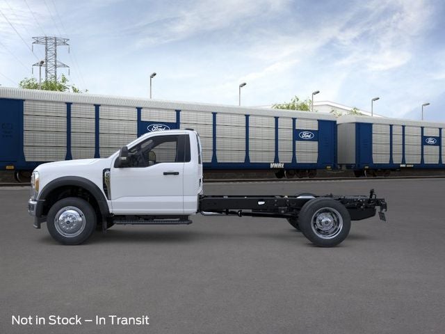 2026 Ford Super Duty F-550 DRW XL 4WD Reg Cab 169 WB 84 CA
