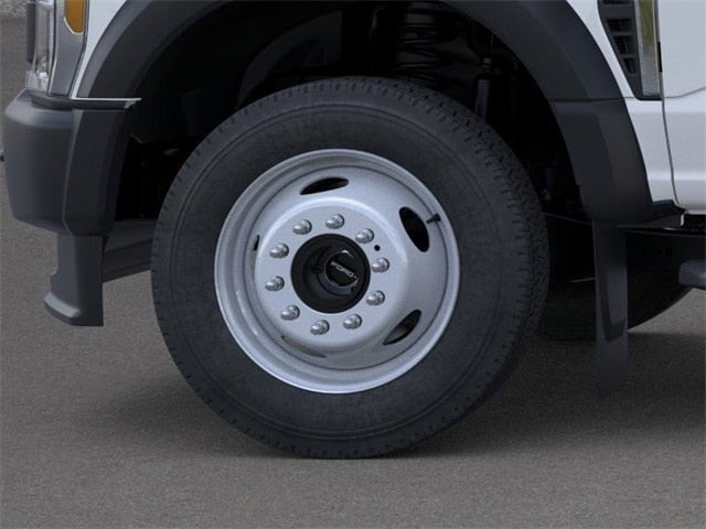 2026 Ford Super Duty F-550 DRW XL 4WD Reg Cab 193 WB 108 CA