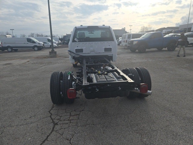 2026 Ford Super Duty F-550 DRW XL 4WD Reg Cab 169 WB 84 CA