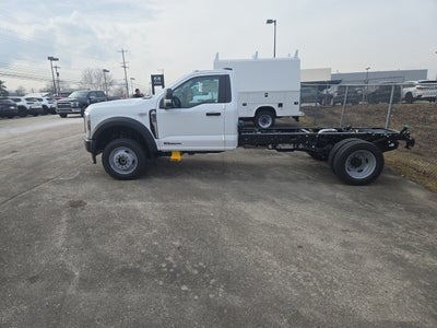 2026 Ford Super Duty F-550 DRW XL 4WD Reg Cab 169 WB 84 CA