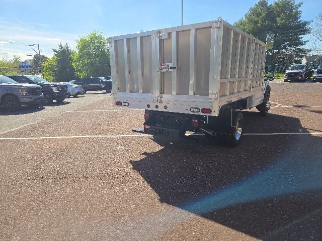2026 Ford Super Duty F-550 DRW XL 4WD Reg Cab 169 WB 84 CA