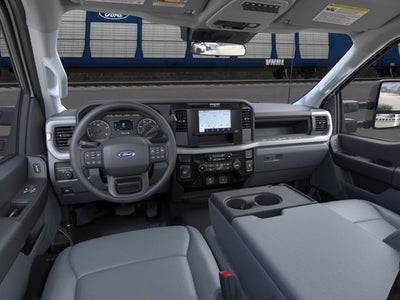 2026 Ford Super Duty F-550 DRW XL 4WD Reg Cab 169 WB 84 CA