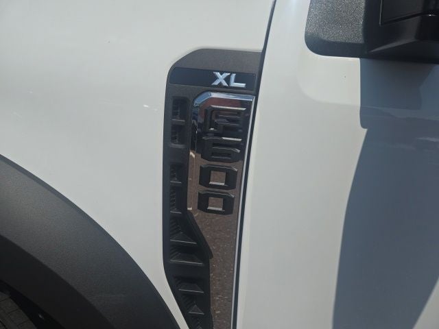 2026 Ford Super Duty F-600 DRW F-600® XL