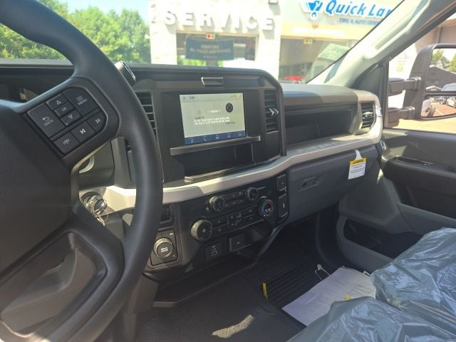 2026 Ford Super Duty F-600 DRW F-600® XL