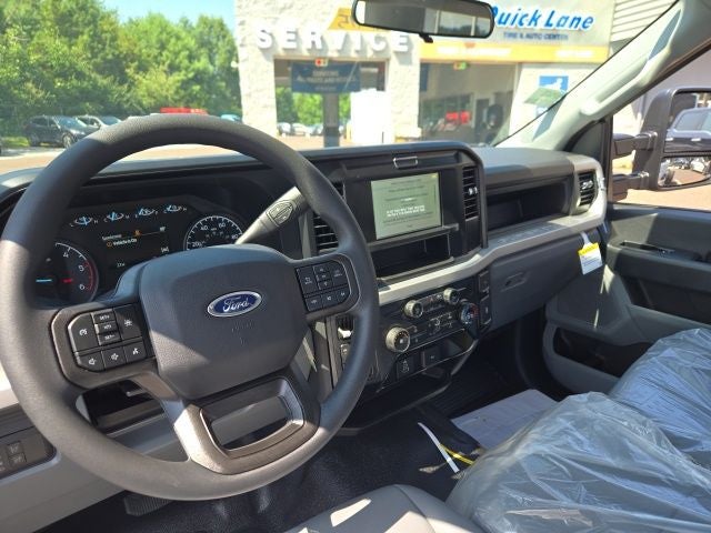 2026 Ford Super Duty F-600 DRW F-600® XL